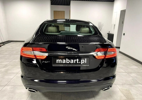 Jaguar XF cena 57900 przebieg: 106000, rok produkcji 2012 z Suchedniów małe 631
